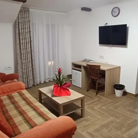 Апартаменты Petrovaradinski Dvor *