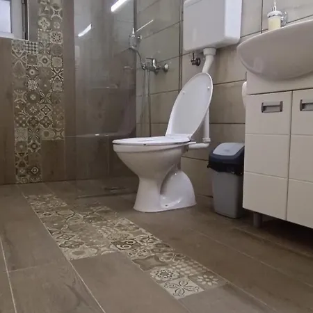 Petrovaradinski Dvor