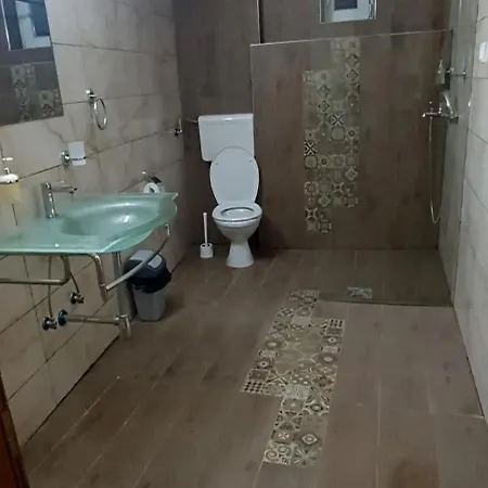 Petrovaradinski Dvor Петроварадин