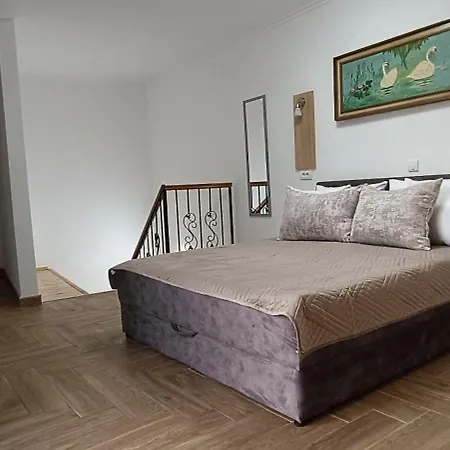 Апартаменты Petrovaradinski Dvor Петроварадин