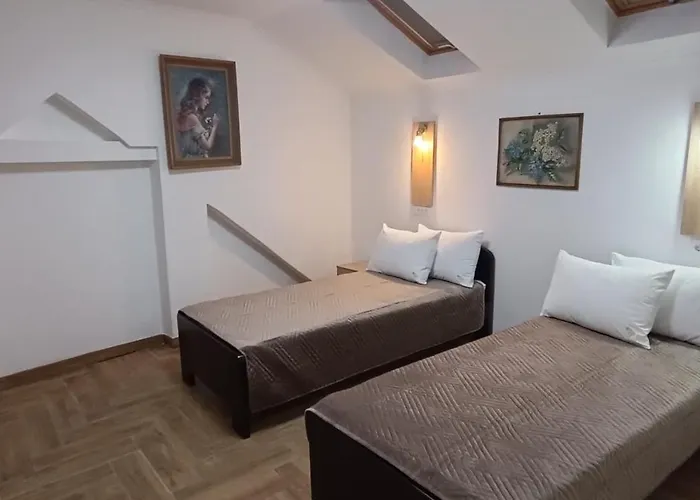 Petrovaradinski Dvor Daire Petrovaradin