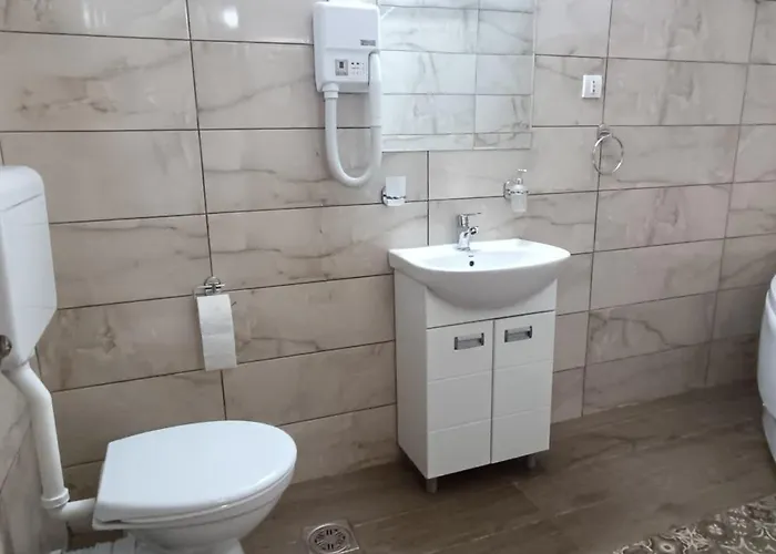 Petrovaradinski Dvor