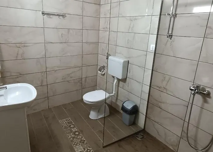 Petrovaradinski Dvor