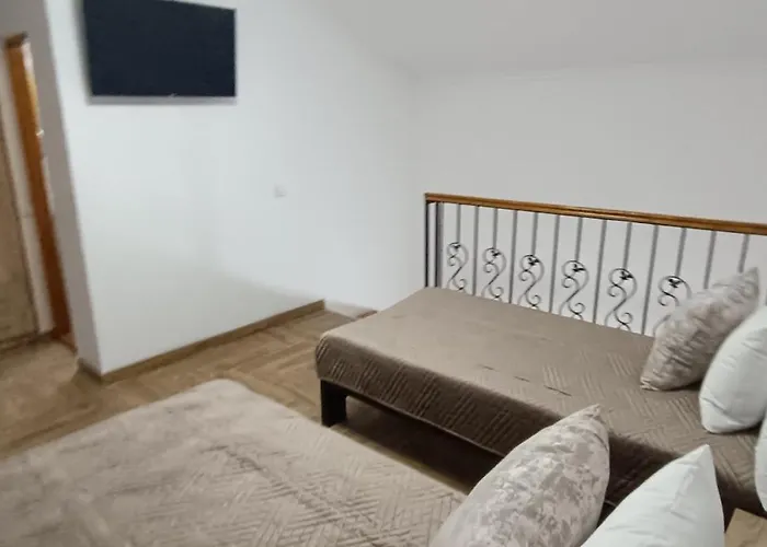 Petrovaradinski Dvor * Petrovaradin